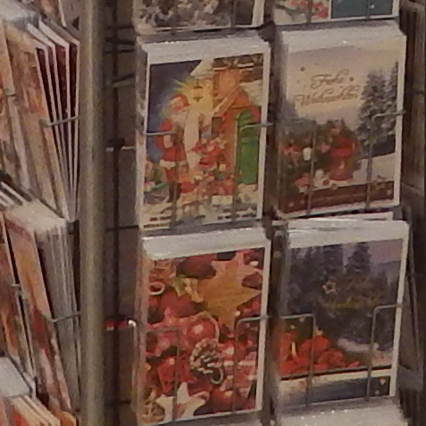 Kartenständer mit Weihnachtskarten